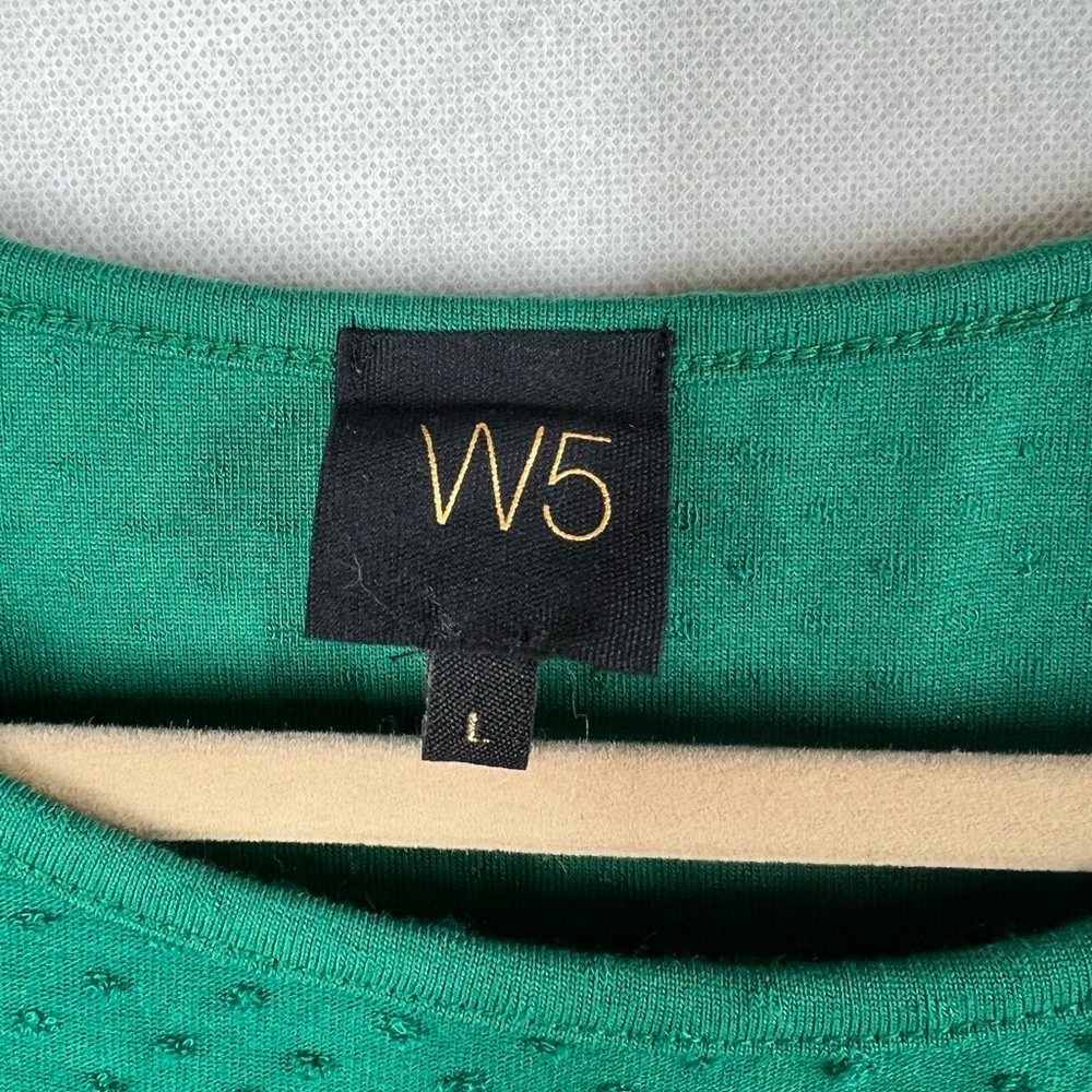W5 Green Top - Picture 6 of 7